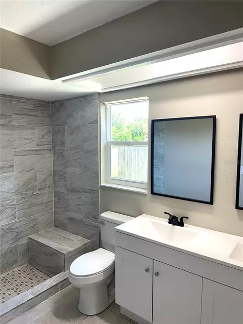 Bath - 2378 Canfield Dr, Spring Hill, FL 34609 photo 2 of 4