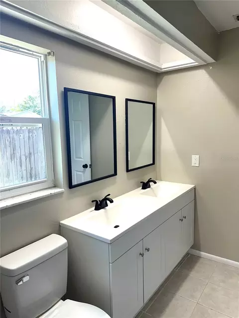 Bath - 2378 Canfield Dr, Spring Hill, FL 34609 photo 1 of 4