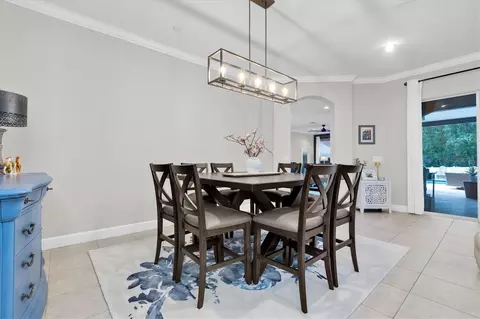 Dining - 1805 Mountain Ash Way, Trinity, FL 34655 photo 4 of 4
