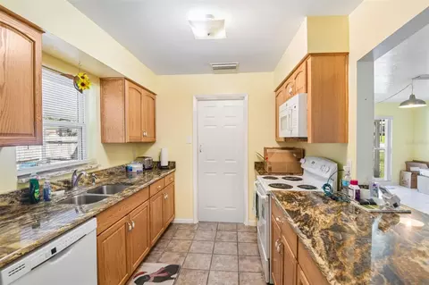Kitchen - 7446 Pinehurst Dr, Spring Hill, FL 34606 photo 7 of 7