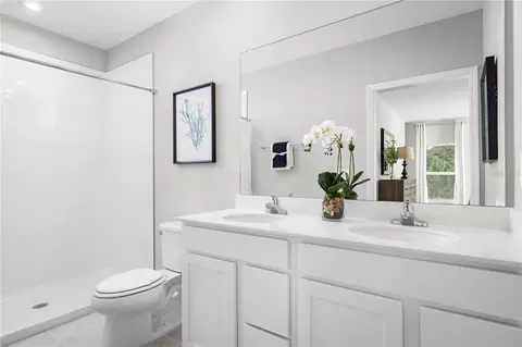 Bath - 17108 6th Ter E, Bradenton, FL 34212 photo 1 of 1