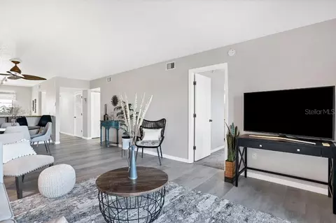 Living - 175 Kings Hwy #514, Punta Gorda, FL 33983 photo 2 of 2