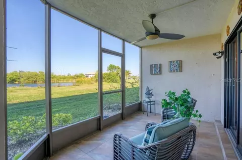 Exterior - 175 Kings Hwy #514, Punta Gorda, FL 33983 photo 4 of 7