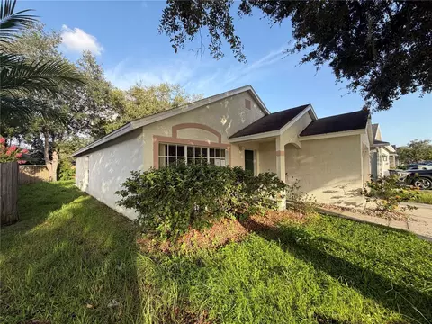 Exterior - 6608 Northhaven Ct, Riverview, FL 33578 photo 3 of 4