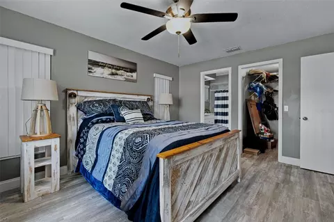 Bedroom - 4211 Augustine Rd, Spring Hill, FL 34609 photo 2 of 4