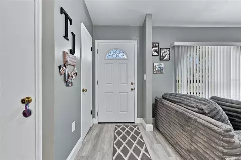 Entry Way - 4211 Augustine Rd, Spring Hill, FL 34609 photo 1 of 2