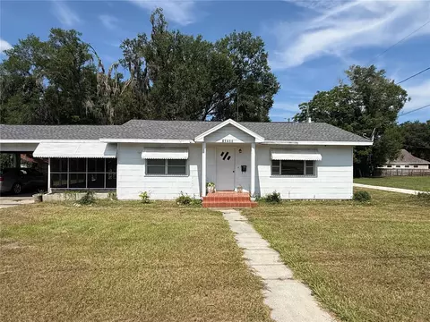 13725 10th St, Dade City, FL 33525