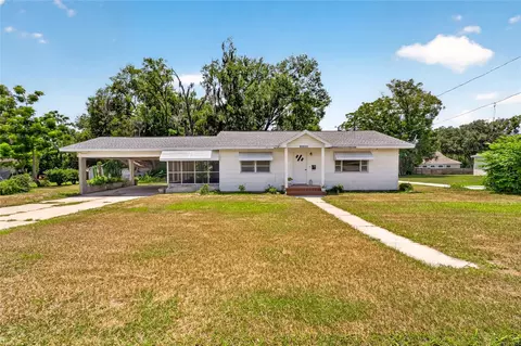 13725 10th St, Dade City, FL 33525