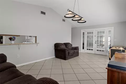 Living - 4286 Bluewater Ave, Spring Hill, FL 34606 photo 4 of 4