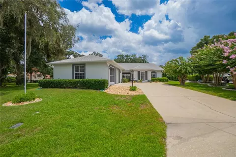Exterior - 3048 E Balmoral Ct, Hernando, FL 34442 photo 2 of 14