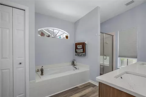Bath - 3048 E Balmoral Ct, Hernando, FL 34442 photo 1 of 4