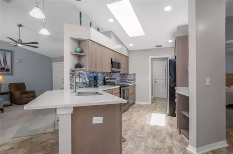 Kitchen - 3048 E Balmoral Ct, Hernando, FL 34442 photo 1 of 3