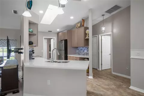Kitchen - 3048 E Balmoral Ct, Hernando, FL 34442 photo 2 of 3