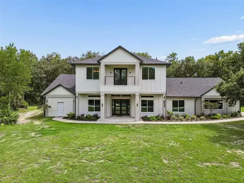 12000 Golden Valley Dr, New Port Richey, FL 34654