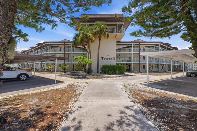 4678 Marine Pkwy #105, New Port Richey, FL 34652