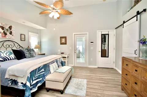 Bedroom - 1146 Dustan Pl, Trinity, FL 34655 photo 2 of 3