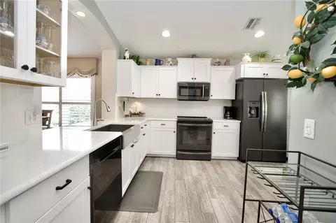 Kitchen - 1146 Dustan Pl, Trinity, FL 34655 photo 1 of 6