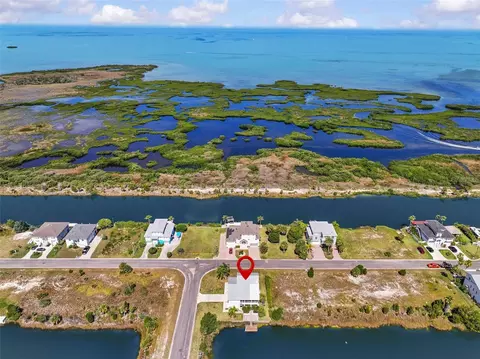 View/Area - 3302 Turks Cap Dr, Hernando Beach, FL 34607 photo 3 of 8