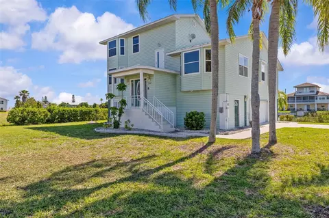 Exterior - 3302 Turks Cap Dr, Hernando Beach, FL 34607 photo 4 of 4