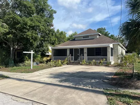 53 W Park St, Tarpon Springs, FL 34689