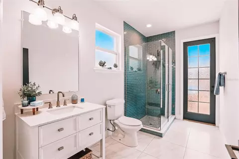 Bath - 7065 Branch Ct, Saint Cloud, FL 34771 photo 3 of 5