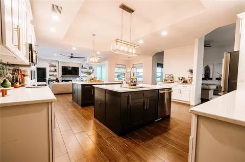 Kitchen - 7065 Branch Ct, Saint Cloud, FL 34771 photo 1 of 5