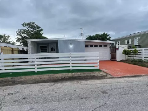2135 Orange Dr, Holiday, FL 34691