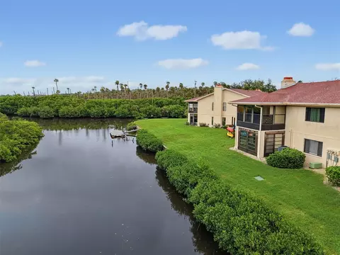 9950 Eagles Point Cir #2, Port Richey, FL 34668