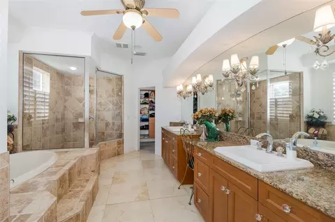 Bath - 10628 Pontofino Cir, Trinity, FL 34655 photo 4 of 8