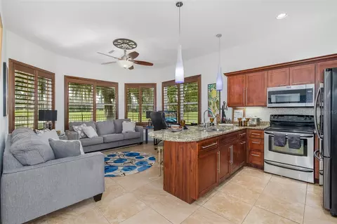 Kitchen - 10628 Pontofino Cir, Trinity, FL 34655 photo 8 of 9