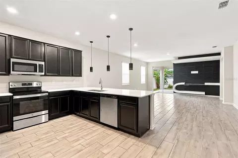 Kitchen - 139 Pershing St, Bartow, FL 33830 photo 4 of 6