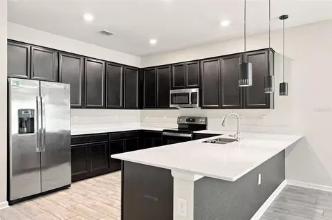 Kitchen - 139 Pershing St, Bartow, FL 33830 photo 2 of 6