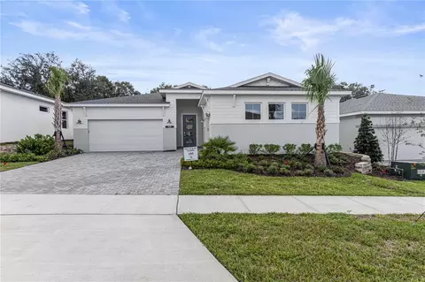 956 Club Cresswind Dr, Lady Lake, FL 32159