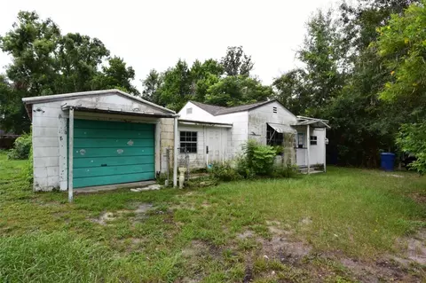 1422 W Humphrey St, Tampa, FL 33604