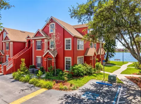 9186 Lake Chase Island Way, Tampa, FL 33626