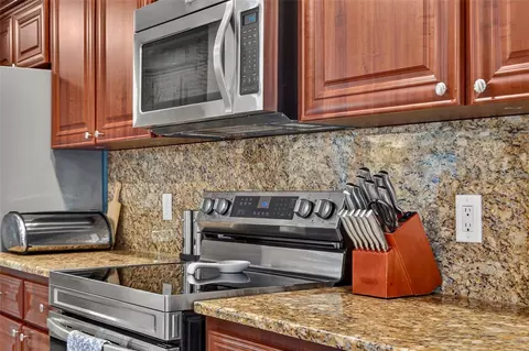 Kitchen - 4334 Dottie Ct, Spring Hill, FL 34607 photo 4 of 8