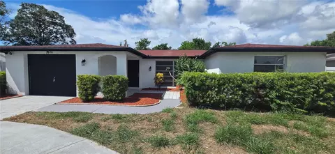 7611 Embassy Blvd, Port Richey, FL 34668