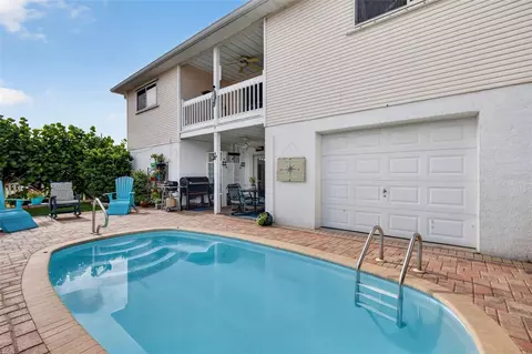 Exterior - 7611 Mako Dr, Hudson, FL 34667 photo 3 of 16