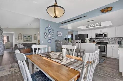 Dining - 7611 Mako Dr, Hudson, FL 34667 photo 2 of 2