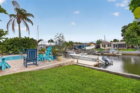 Exterior - 7611 Mako Dr, Hudson, FL 34667 photo 6 of 16