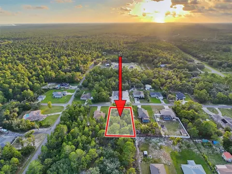 13058 Manistee Rd, Weeki Wachee, FL 34614