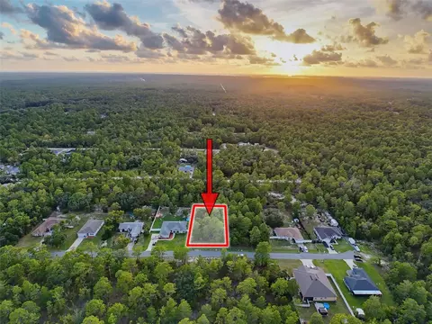 18367 Maberly Rd, Weeki Wachee, FL 34614