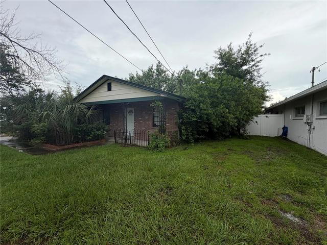 4808 Arrowwood Dr, Tampa, FL 33615