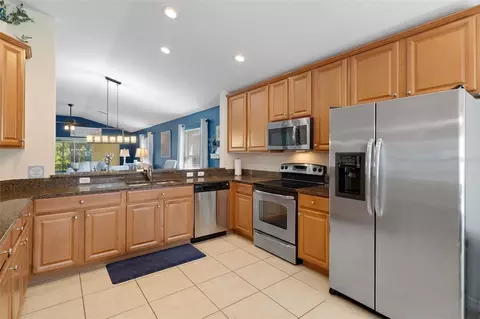 Kitchen - 18735 Rolling Hills Loop, Hudson, FL 34667 photo 1 of 4