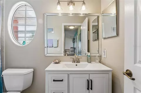Bath - 3294 Minnow Creek Dr, Hernando Beach, FL 34607 photo 4 of 6