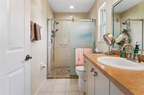 Bath - 3294 Minnow Creek Dr, Hernando Beach, FL 34607 photo 2 of 6