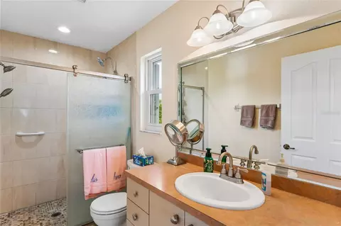 Bath - 3294 Minnow Creek Dr, Hernando Beach, FL 34607 photo 1 of 6