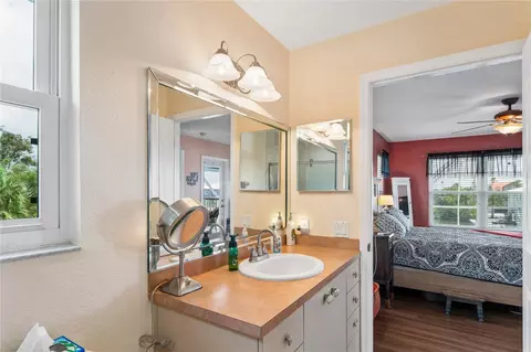 Bath - 3294 Minnow Creek Dr, Hernando Beach, FL 34607 photo 3 of 6