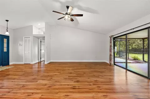 Living - 11201 Rainbow Woods Loop, Spring Hill, FL 34609 photo 2 of 7