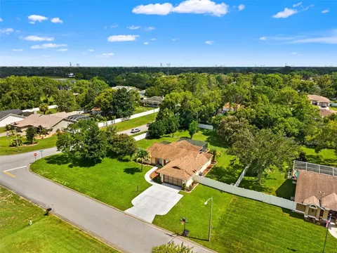 View/Area - 11201 Rainbow Woods Loop, Spring Hill, FL 34609 photo 3 of 6